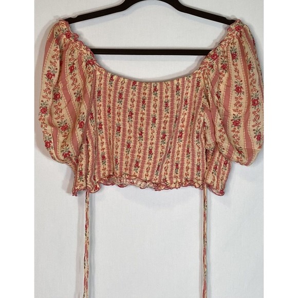 Playa Lucila Puff Sleeve Pink Floral Crop Top Smocked Bodice Womens Small - Picture 1 of 3